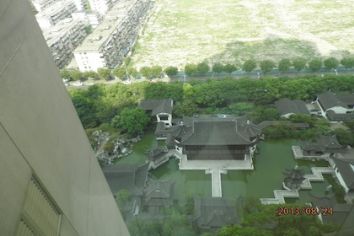 picture 12 3BR apt overlooking Huangpu River