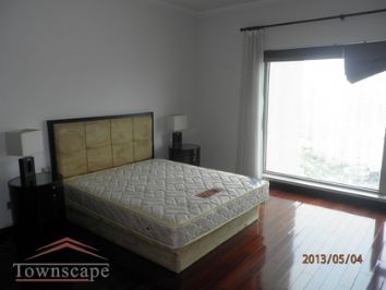 picture 4 Bright and big 237sqm 3BR apartment