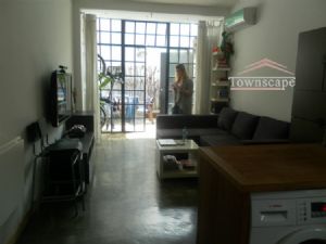 Private Patio with 2 Bedrooms in French Concession