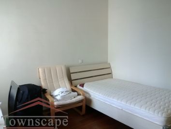 picture 8 4min to Tianzifang and subway L9 cozy 2br apt balcony