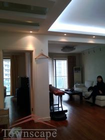picture 10 4min to Tianzifang and subway L9 cozy 2br apt balcony