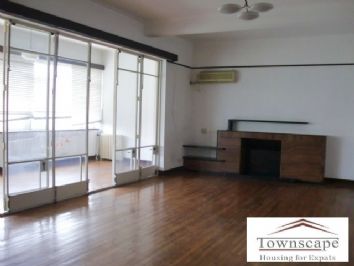 picture 1 Commercial space for office 150 sqm  on huaihai road near Ch
