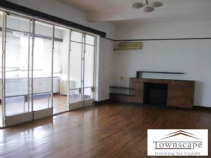 Commercial space for office 150 sqm  on huaihai road near Ch